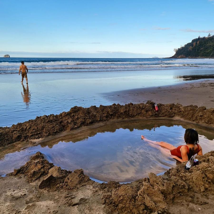 Adventurer'S Chest - Pohutukawa Hotell Hotwater Beach Eksteriør bilde